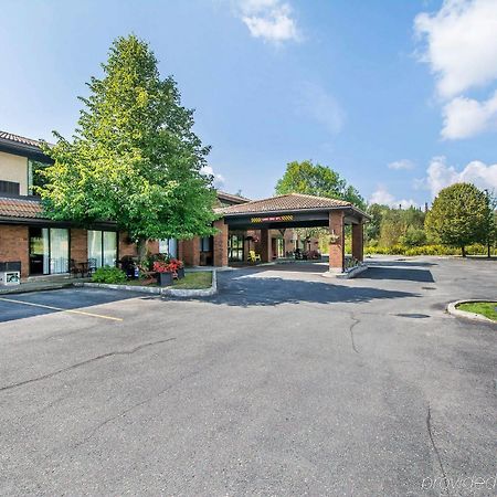Comfort Inn Kirkland Lake Exterior photo