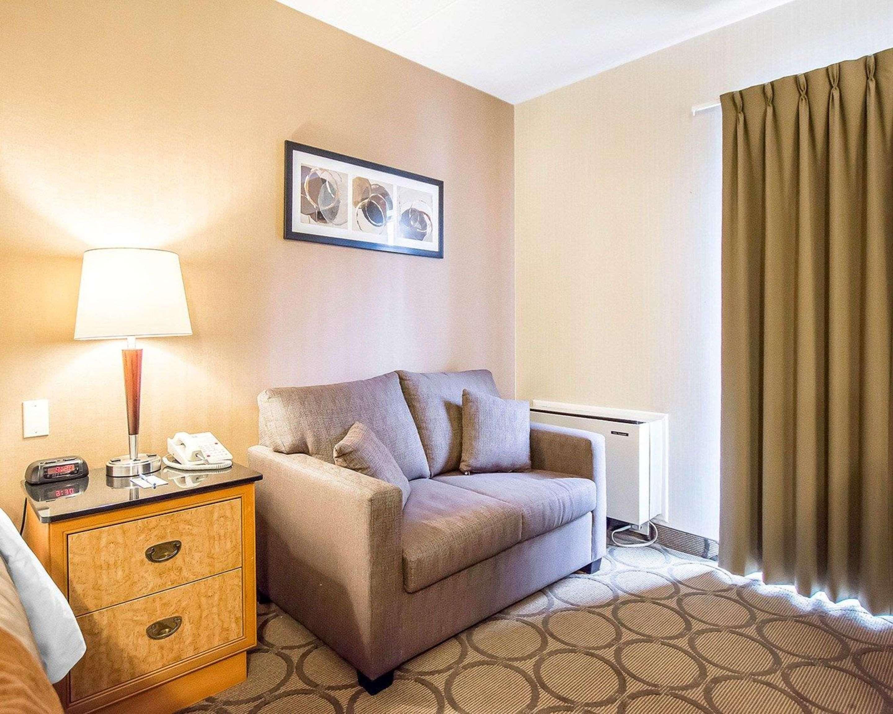 Comfort Inn Kirkland Lake Exterior photo