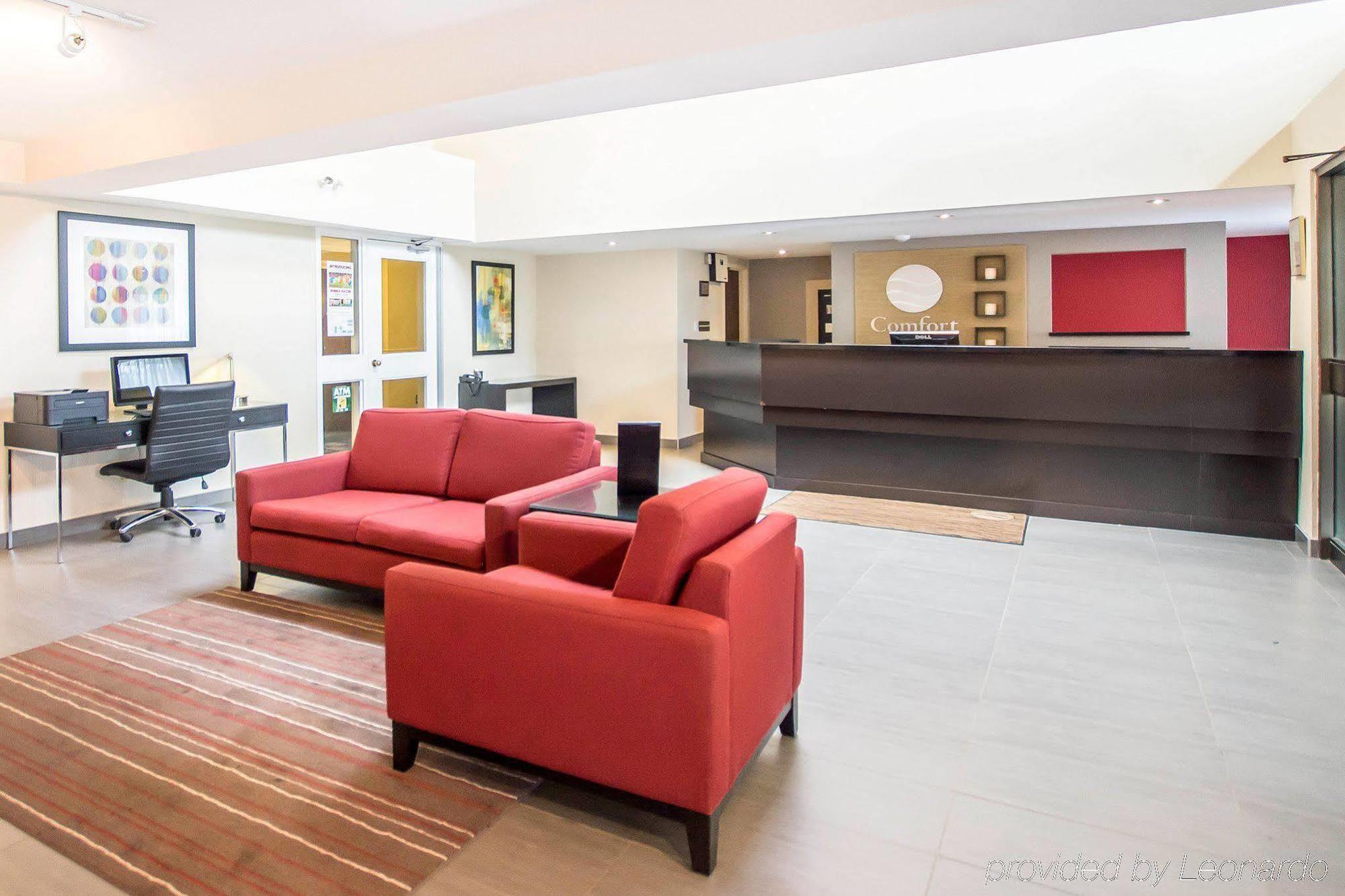 Comfort Inn Kirkland Lake Exterior photo
