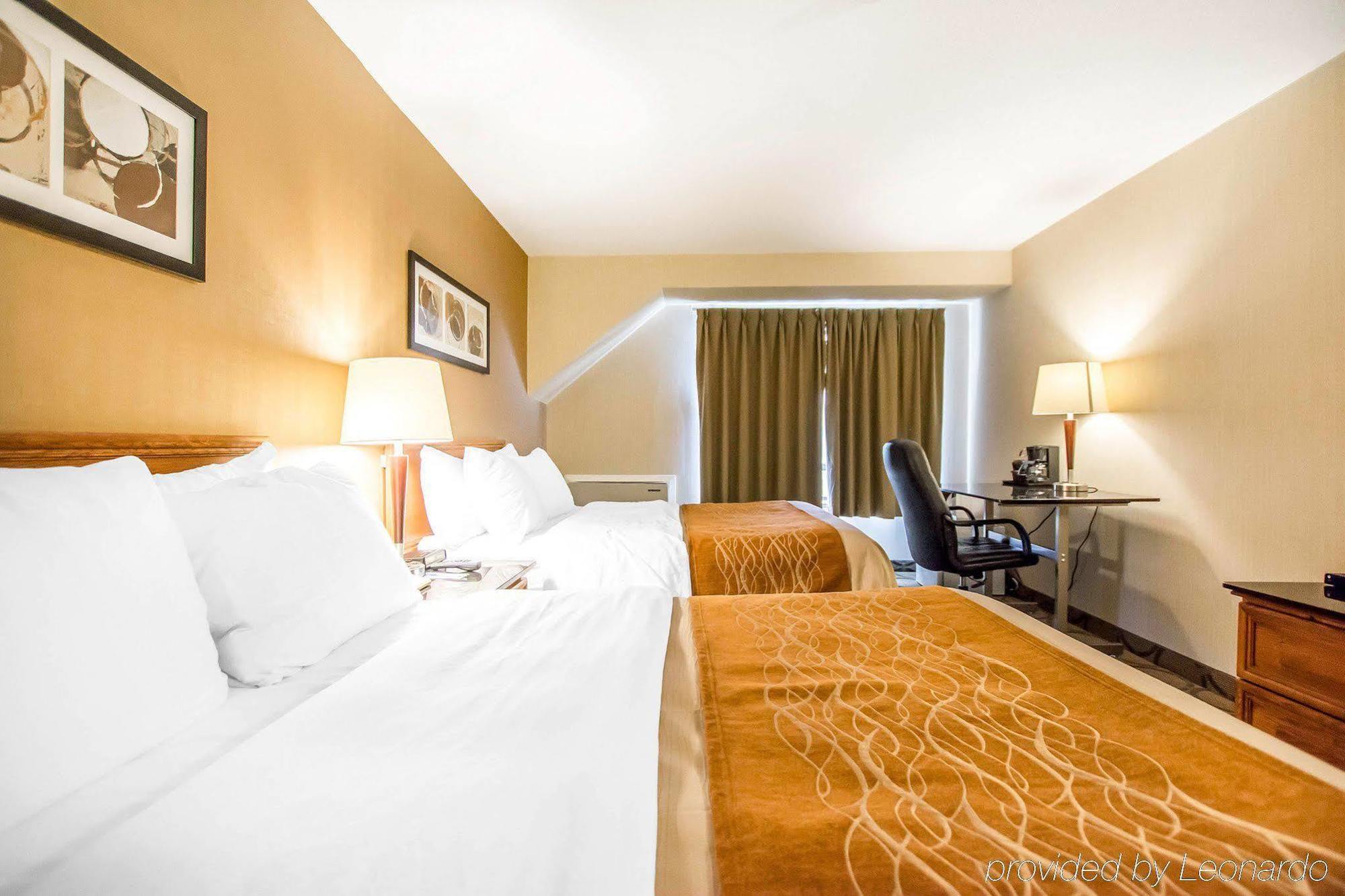 Comfort Inn Kirkland Lake Exterior photo
