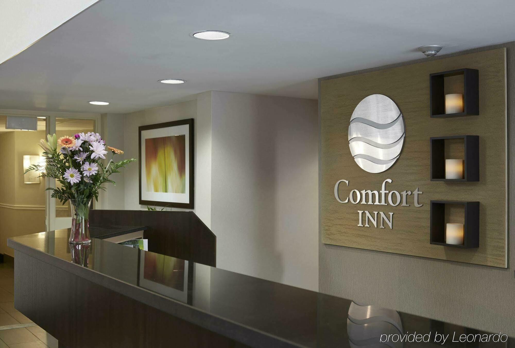 Comfort Inn Kirkland Lake Exterior photo